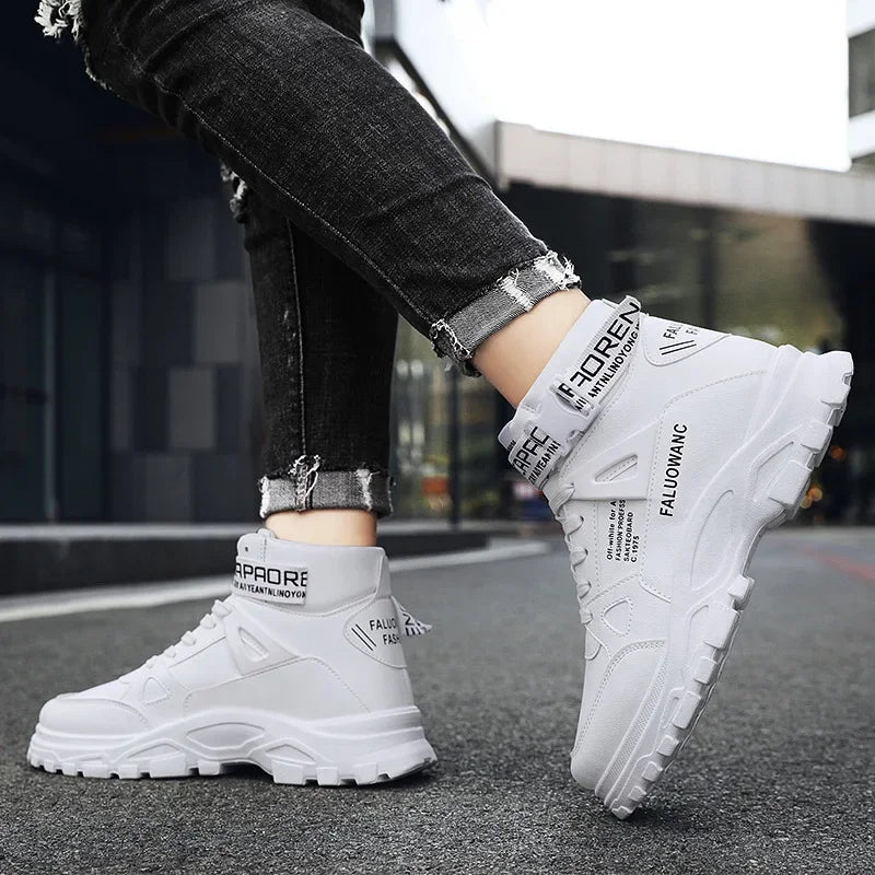 Lace-up ankle boots for men