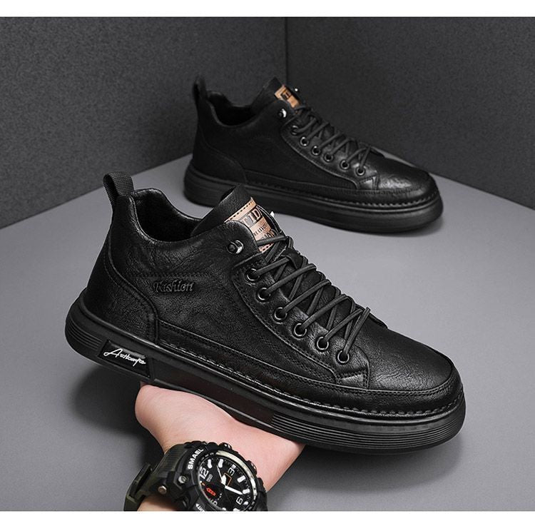 All-black breathable leather shoes