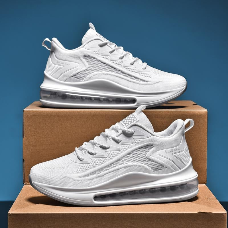 Stylish training shoes for men