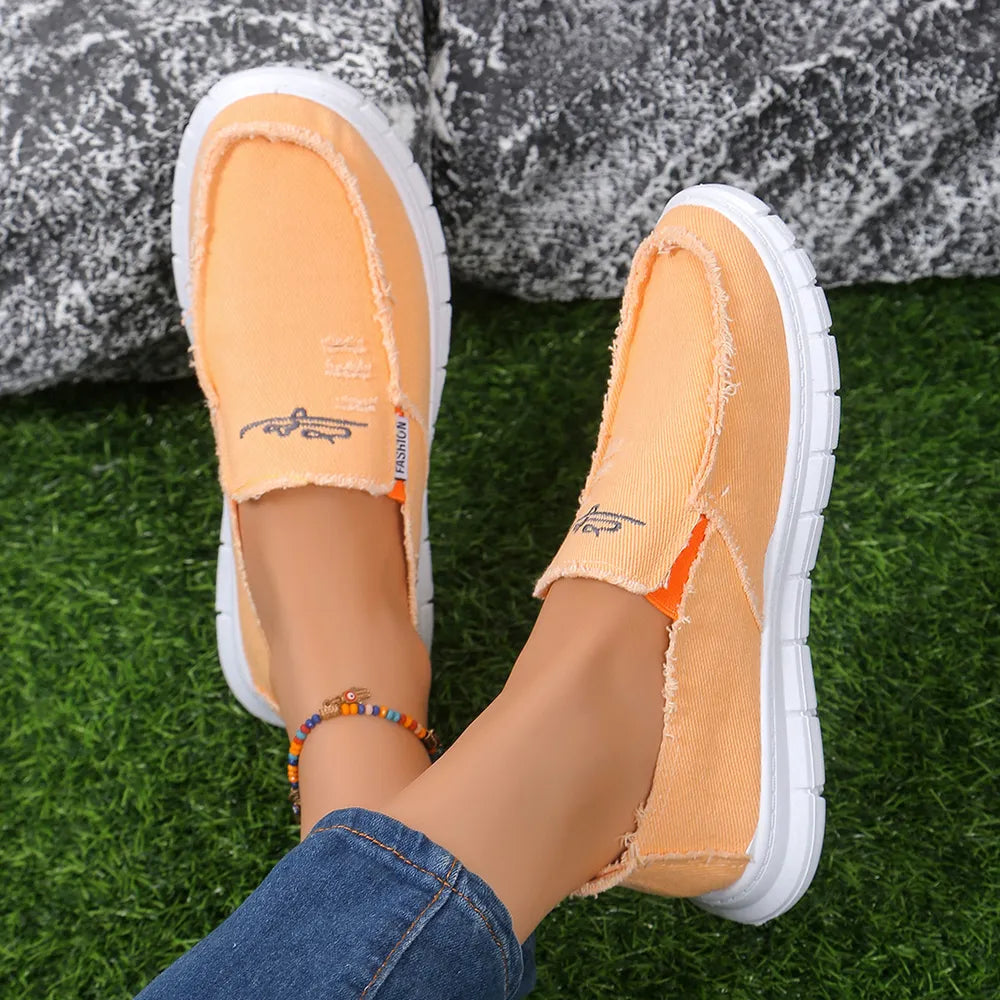 Raw edge flat shoes with embroidery