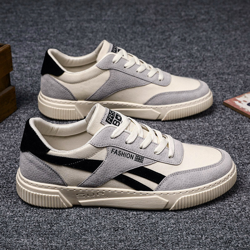 Casual board sneakers for men with colorful details and non-slip sole