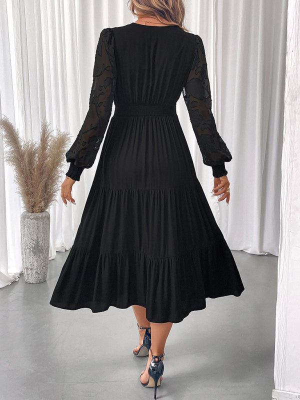 V-neck waist lace long-sleeved solid color dress