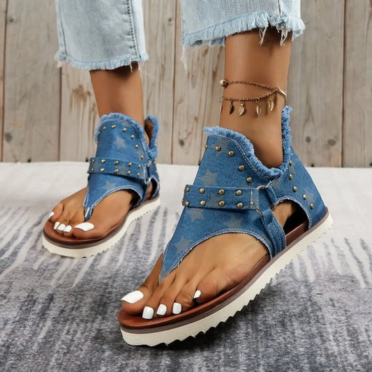 Women’s studded flat sandals

