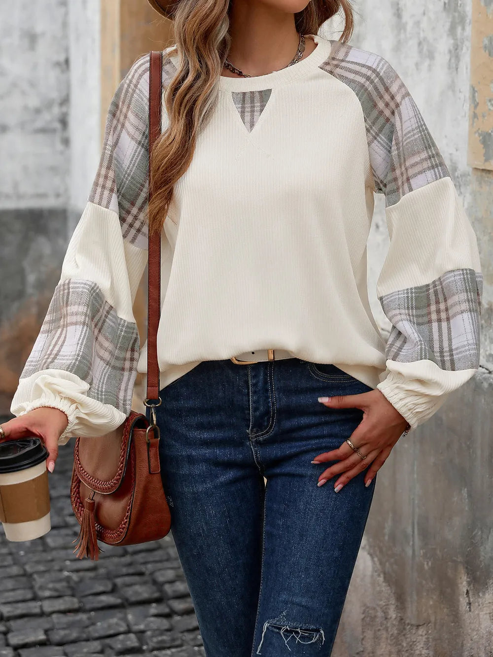 fall fashion plaid sweatshirt

