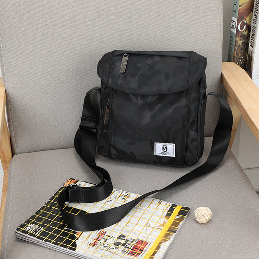 Men’s casual messenger crossbody bag

