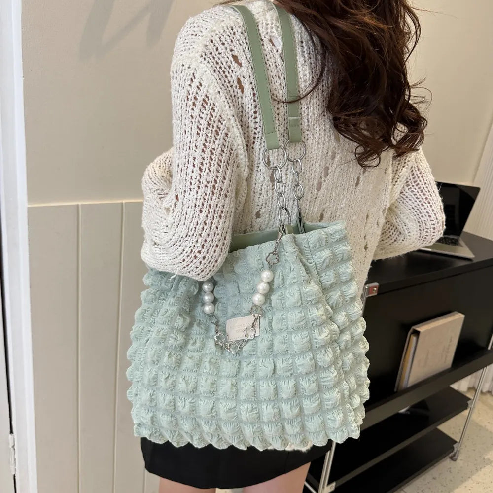 Modern design bubble texture tote

