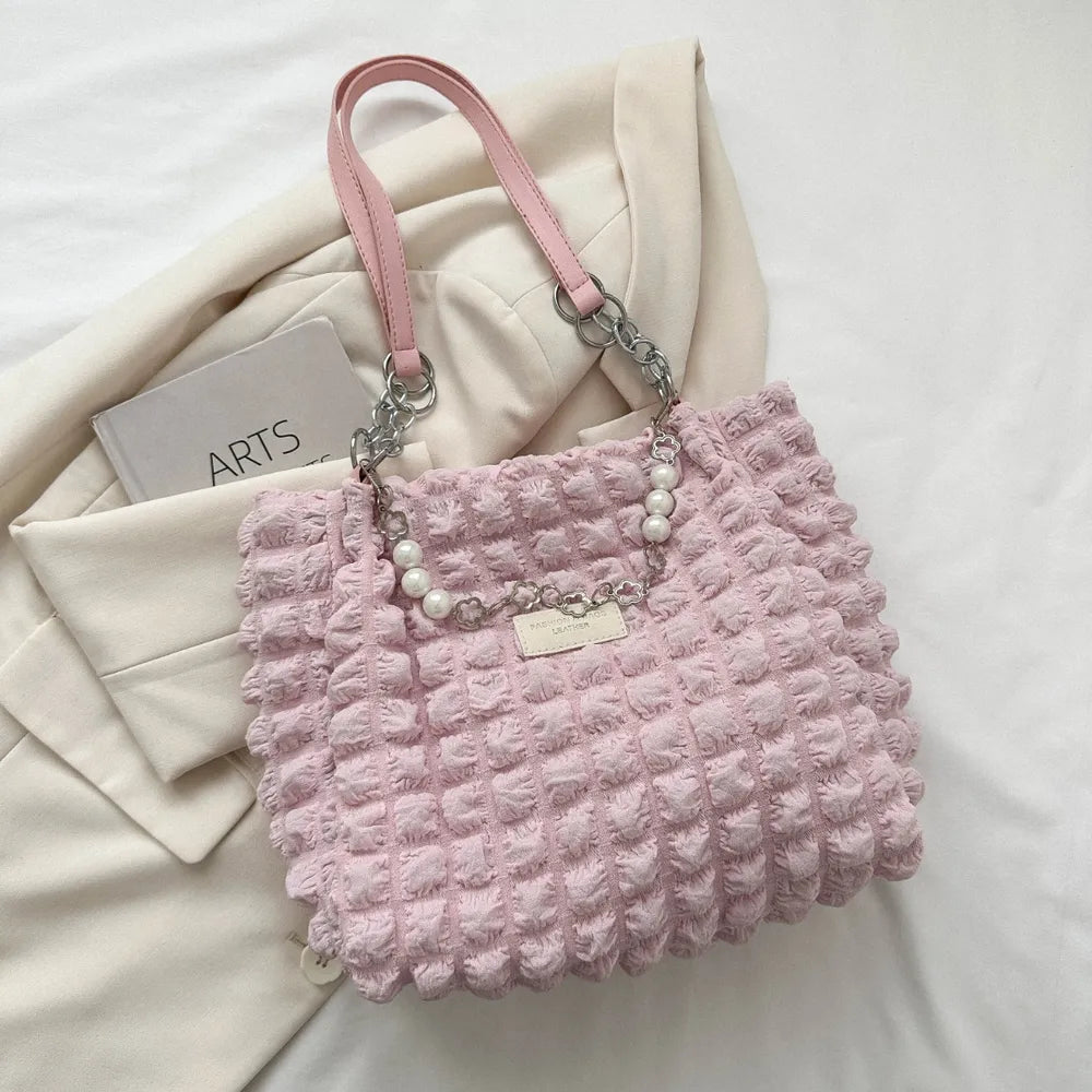 stylish women’s handbag

