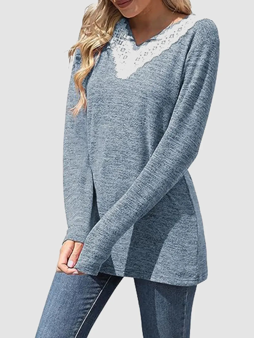 Solid color V-neck loose casual long sleeved T-shirt top for women's wear