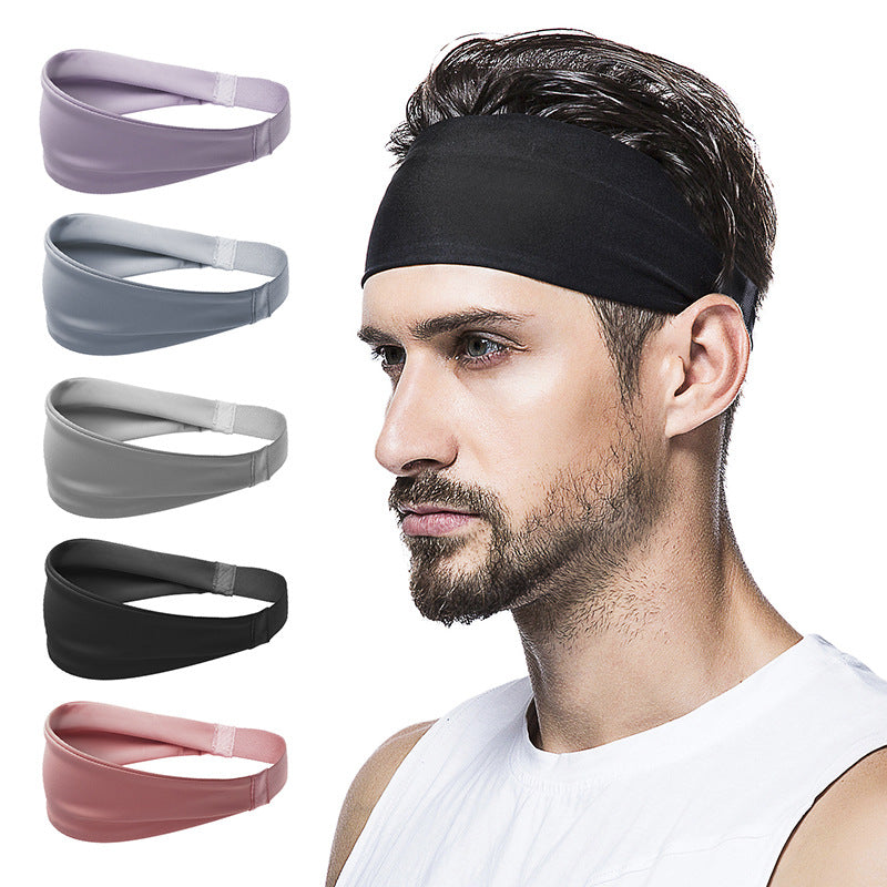 Man wearing anti-slip fitness headband

