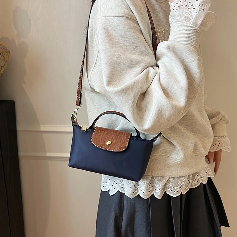 minimalist shoulder bag women

