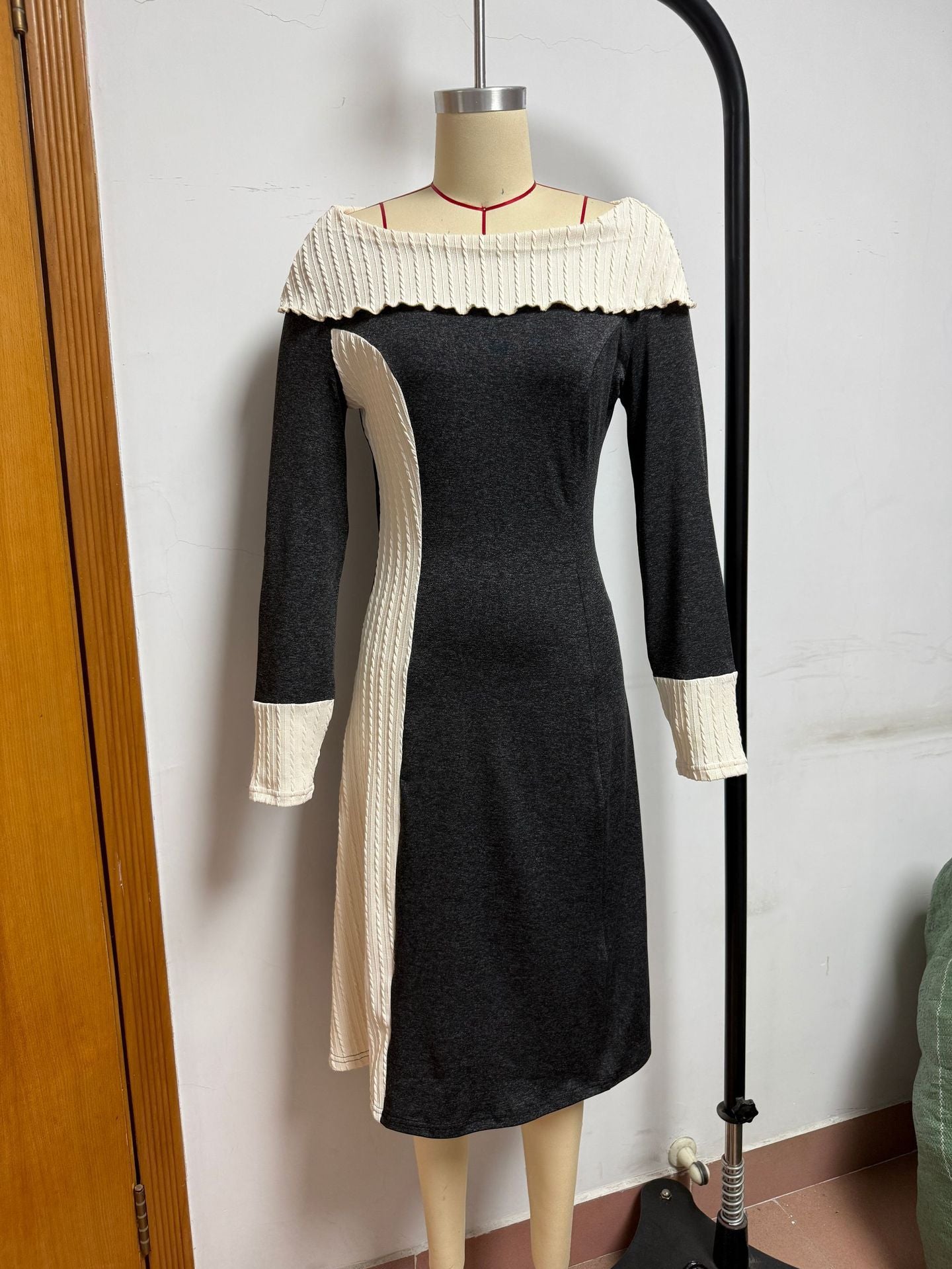 The 'Vienna' Two-Tone A-Line Knit Dress