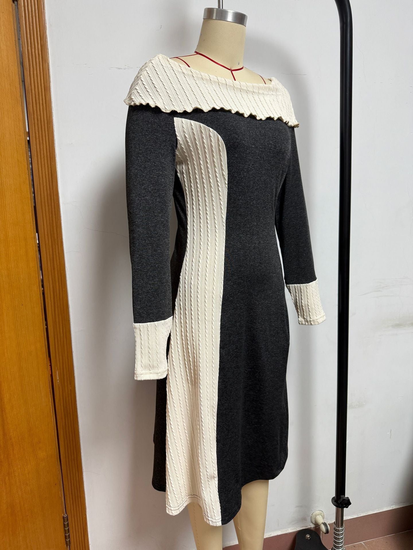 The 'Vienna' Two-Tone A-Line Knit Dress