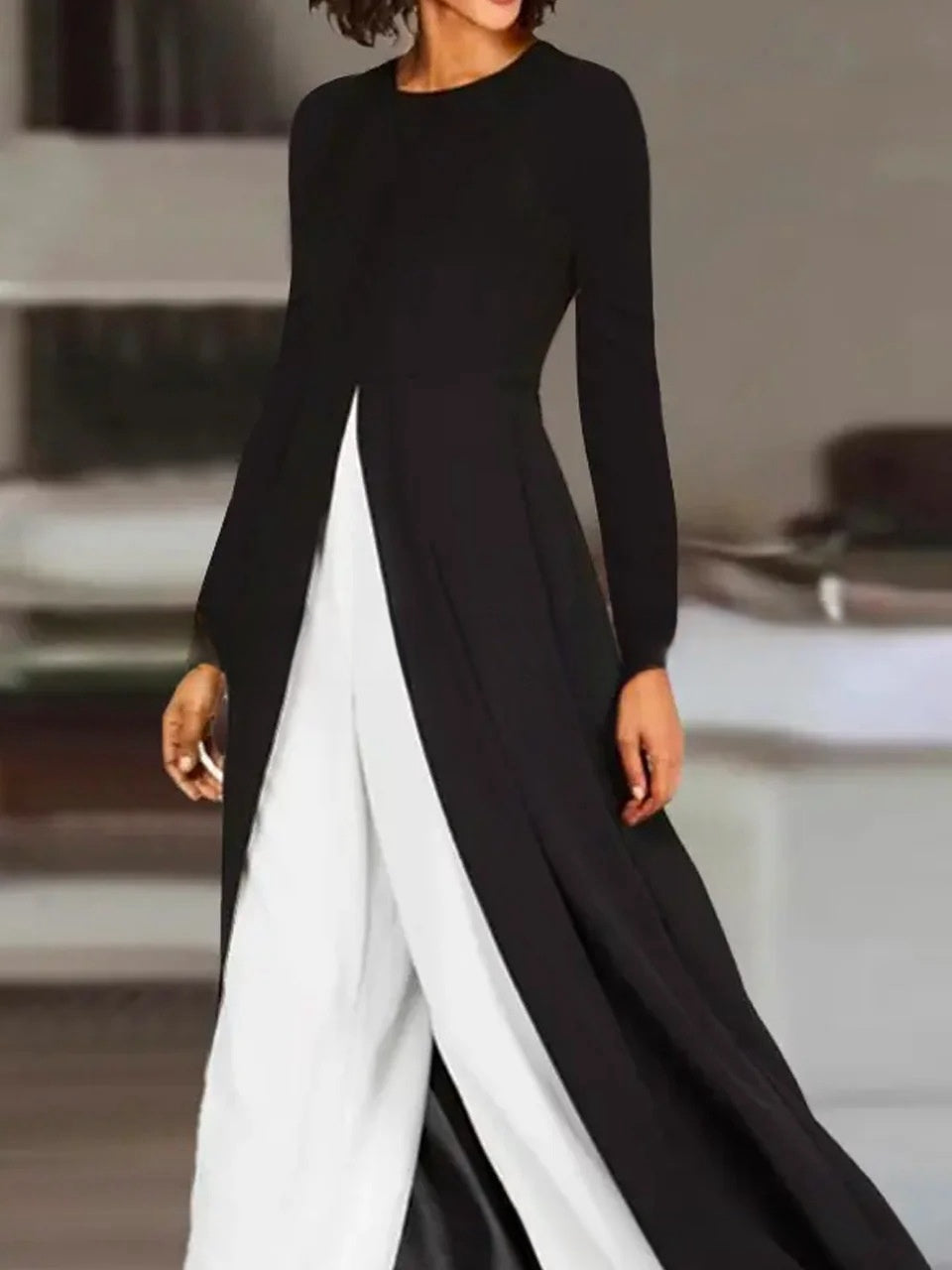 The 'Modern-Muse' High-Slit Tunic & Trouser Set