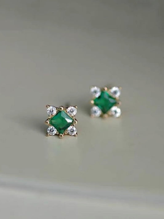 New small retro exquisite niche mini earrings