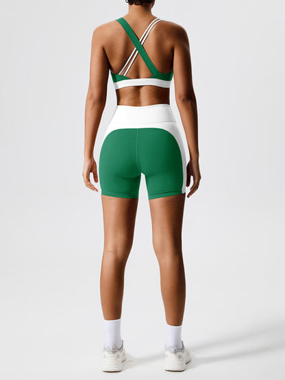 The Aura Eco-Conscious Open-Back Yoga Set