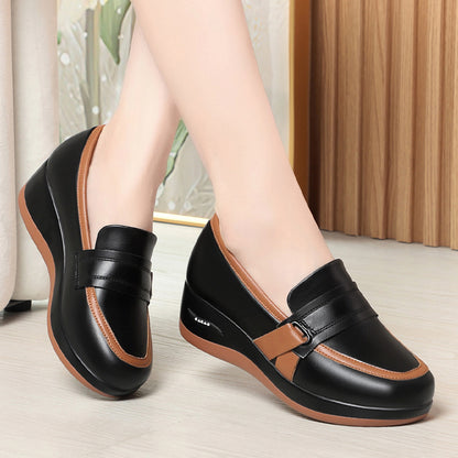 Black non-slip wedge heel nurse work shoes by Mazify